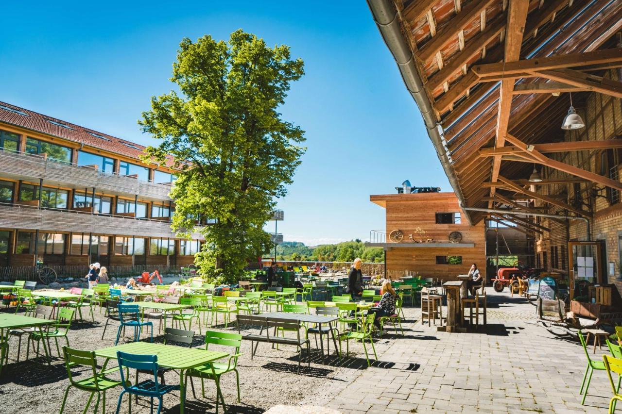 Gut Huegle Erlebnishof & Spa Ravensburg Exterior photo